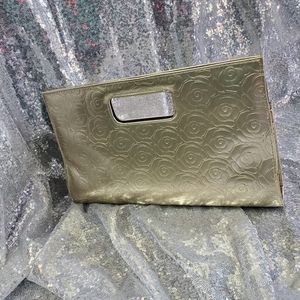 Gold Clutch